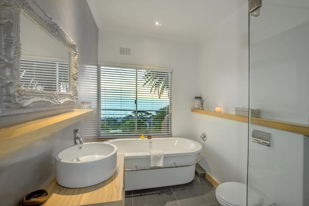 Atholl House Camps Bay Exterior photo