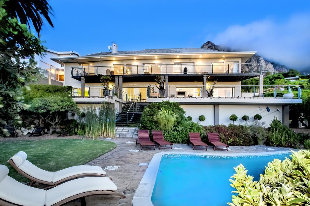Atholl House Camps Bay Exterior photo